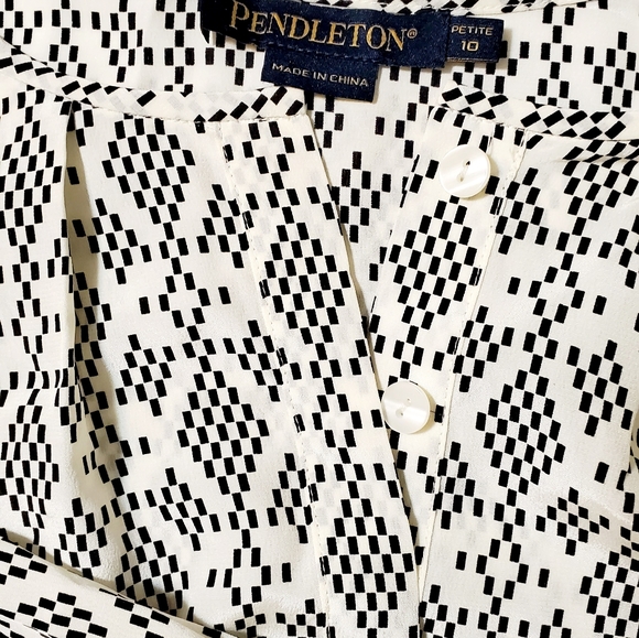 Pendleton 100 Silk Blouse - Picture 7 of 7